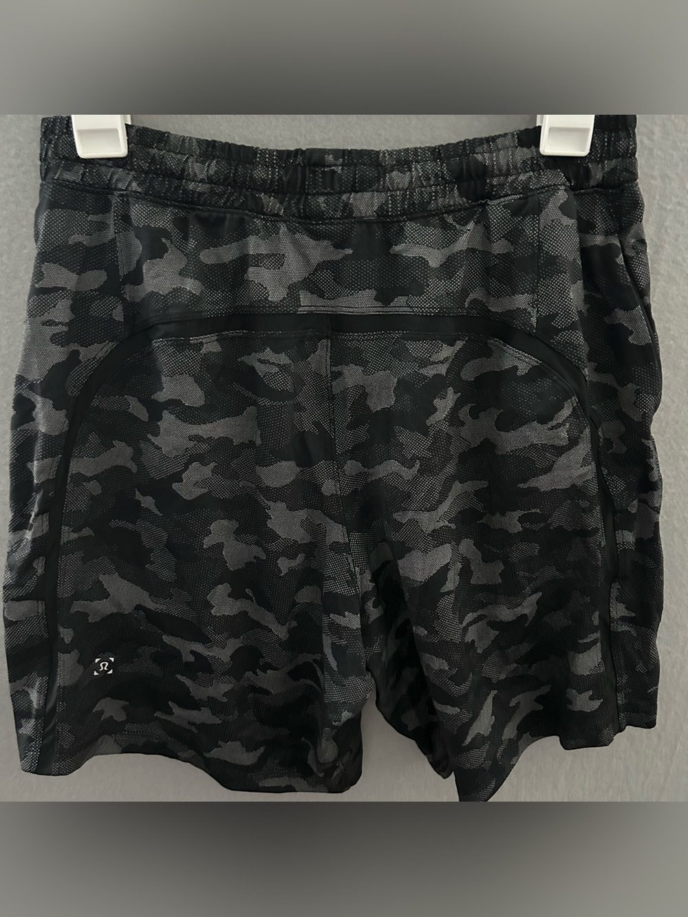 Lululemon Pace Breaker Linerless Shorts 7” Variegated Mesh Camo Black Mens M